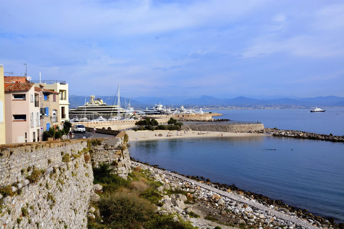 Cannes